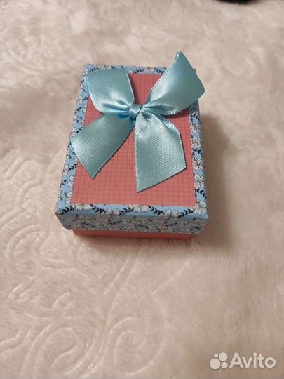 Коробка подарочная