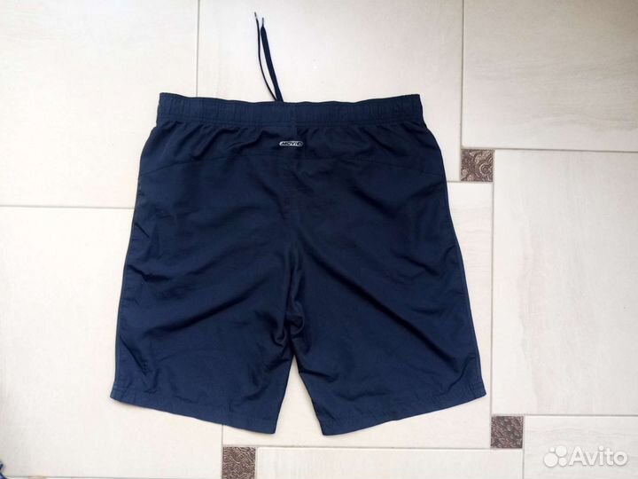 Шорты для пляжа, бега, улицы. В отличном состоянии