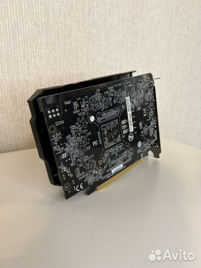 Gigabyte GeForce GTX 1650 D6 OC 4G как новая