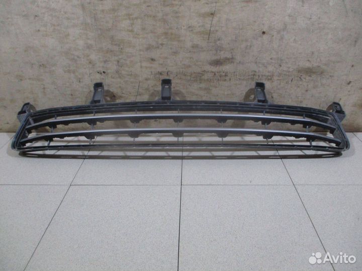 Решетка в бампер центральная Lexus LX 450d/570