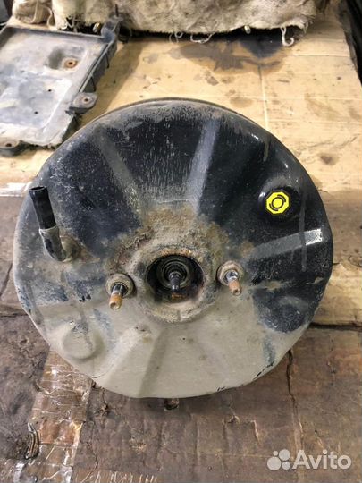 Hyundai Accent II усилитель тормозов вакуумный