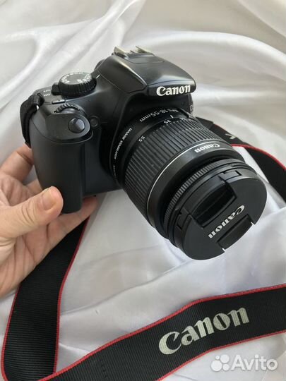 Зеркальный фотоаппарат Canon eos 1100d объектив