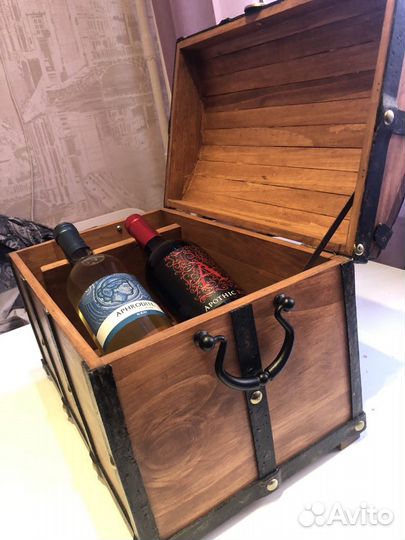 Подарочный сундук для хранения вина