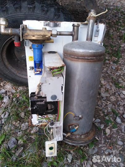 Водонагреватель проточный электрический