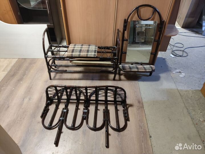 Продаётся прихожая Ротанг б/у.Доставка