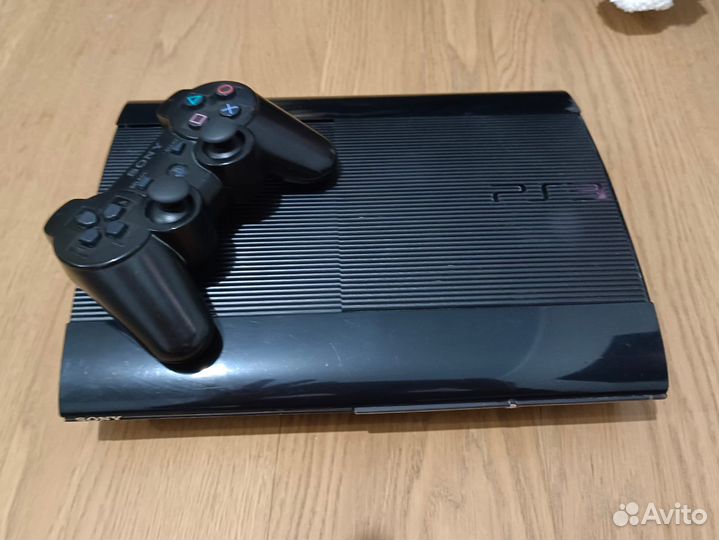 Sony playstation super slim PS3