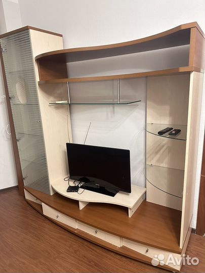 Стенка в гостиную бу