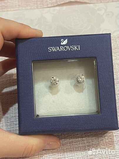 Swarovski серьги пусеты