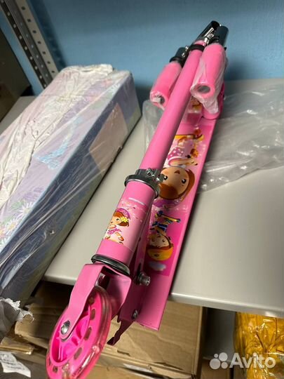 Самокат детский для девочки