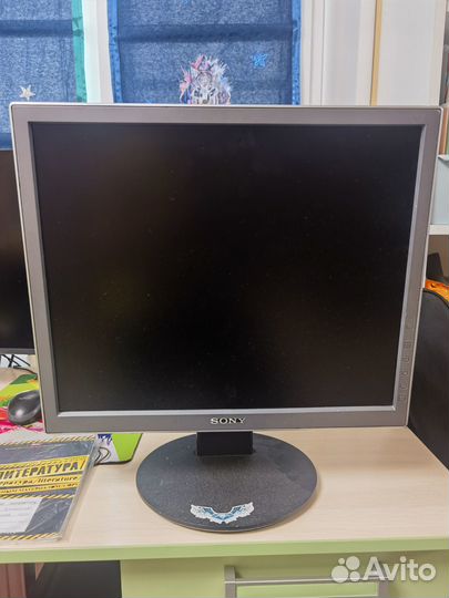 Монитор 19 дюймов sony sdm-s95a