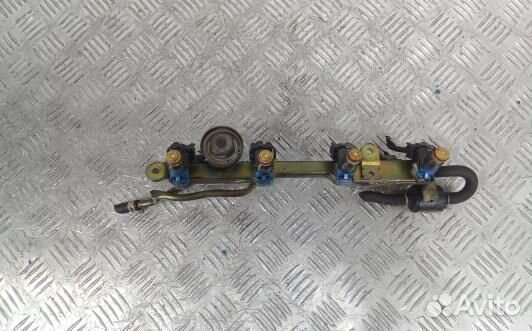 Топливная рампа бензиновая honda civic 7 (8DN02TJ0