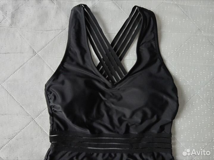 Купальник женский слитный 44