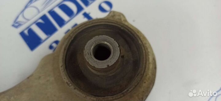 Рычаг передний левый Nissan Altima L32