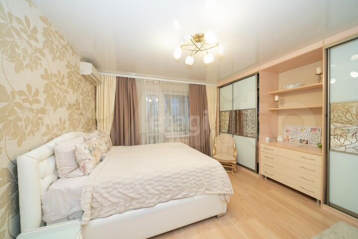 3-к. квартира, 90,4 м², 9/16 эт.