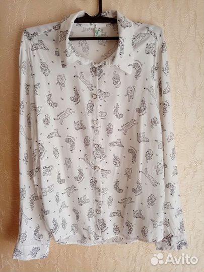 Рубашка белая с рисунком