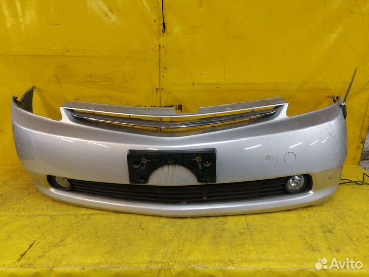 Бампер передний Toyota Prius NHW20