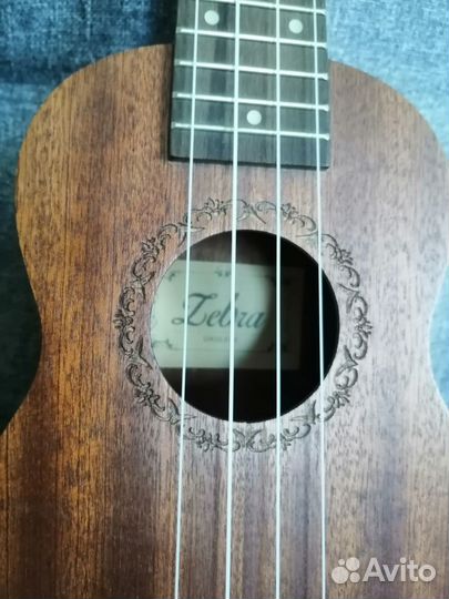 Укулеле массив тенор(гавайская гитара)