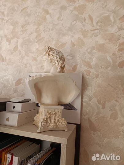 Апполон 30 см. Не гипс (лучше)