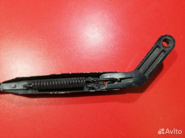 Поводок стеклоочистителя передний левый Chevrolet