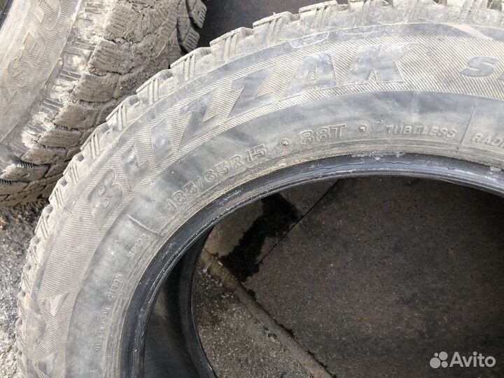 Bridgestone Blizzak Spike-01 185/65 R15