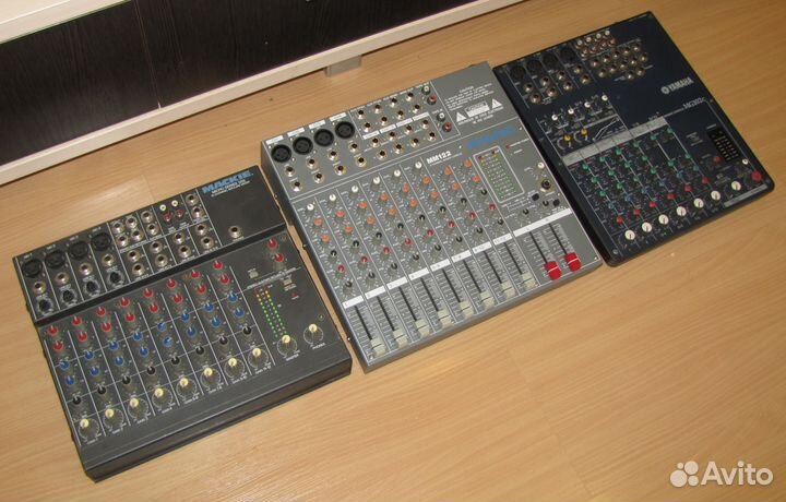 Микшерные пульты Yamaha Phonic Mackie Микшер 3шт