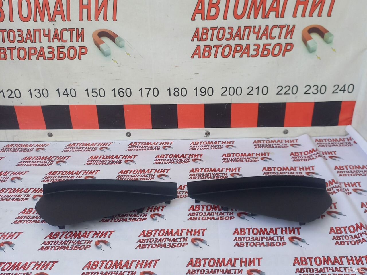 Накладка торпеды боковая Lixiang L7