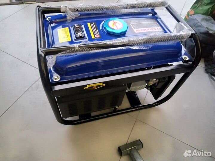 Бензиновый генератор