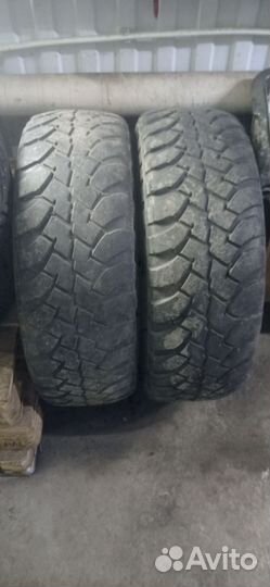 Bridgestone Dueler M/T D673 285/100 R15