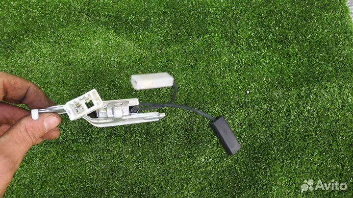 Усилитель антенны Toyota Estima GSR50 2GR-FE 2007