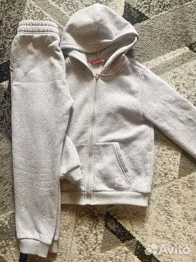 Школьные блузки 122+обувь 30 размер