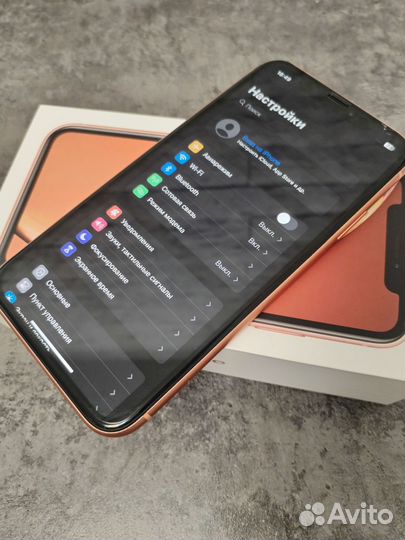iPhone Xr, 64 ГБ