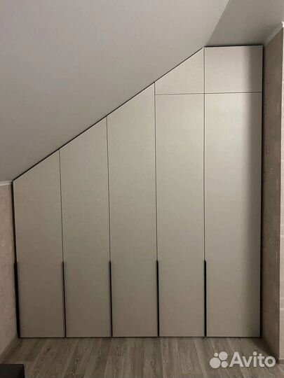 Шкаф распашной как IKEA