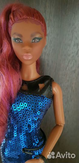 Кукла Барби barbie looks