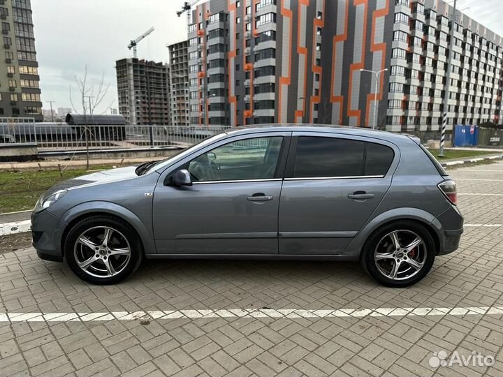 Opel Astra 1.8 МТ, 2008, 195 000 км