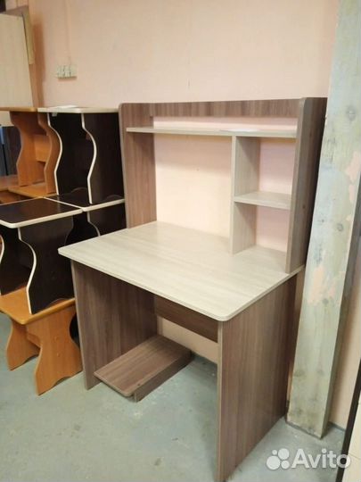Новые столы компьютерные,писменные