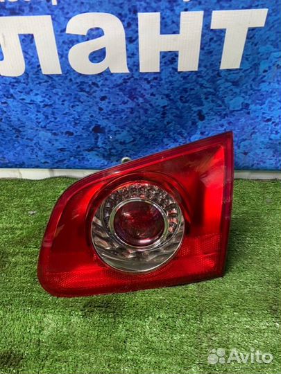 Фонарь в крышку задний правый Volkswagen Passat B6
