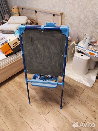 Доска знаний-мольберт двусторонний