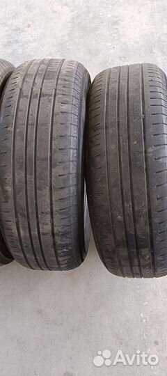 Yokohama BluEarth-A 215/65 R17 99V