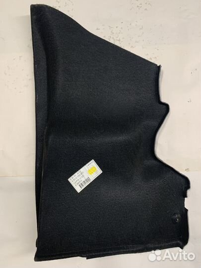 Обшивка багажника левая Bmw E39