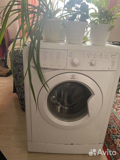 Стиральная машина indesit