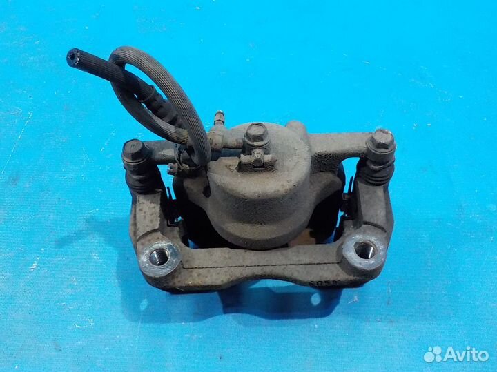 Тормозной суппорт передний левый Nissan Nissan X-T