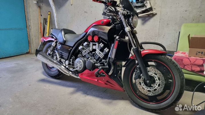 Yamaha vmax 1200