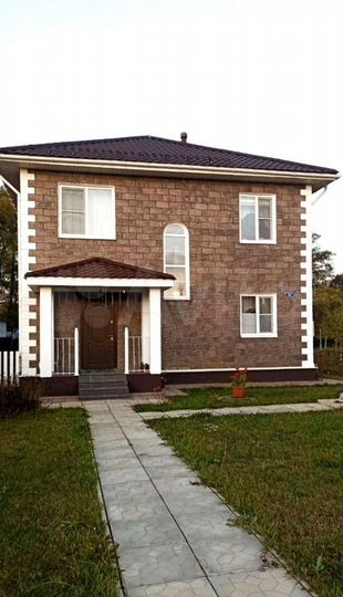 Дом 162 м² на участке 4 сот.