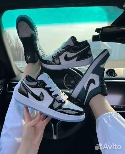 Кроссовки женские Nike air Jordan 1 retro