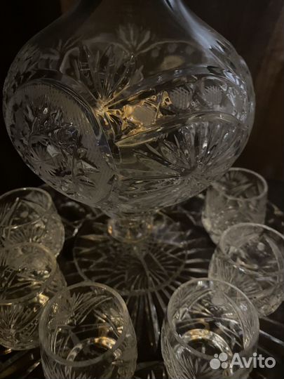 Графин стопки поднос