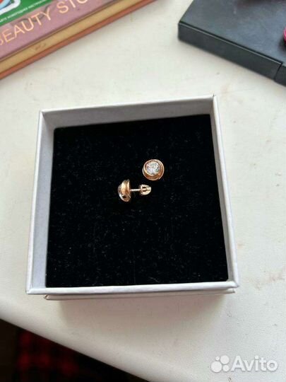 Серьги пусеты