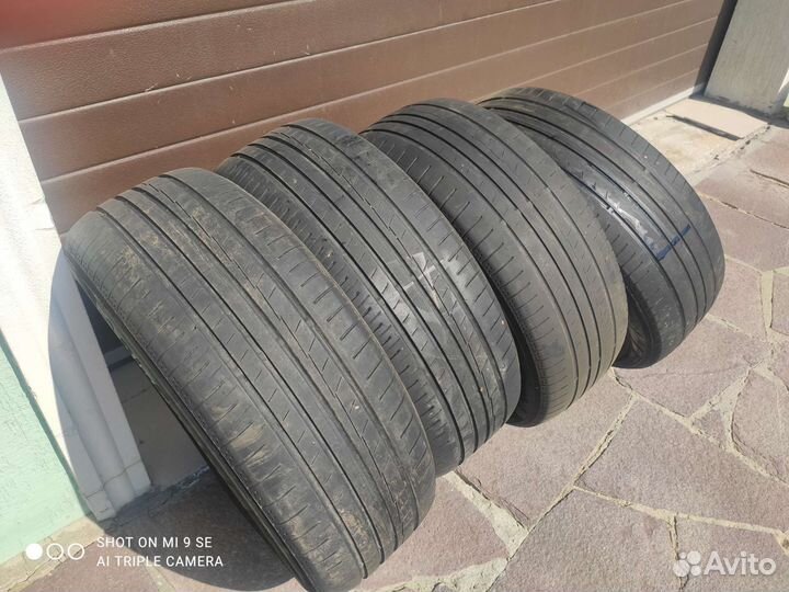 Yokohama BluEarth AE50 215/60 R16 99V