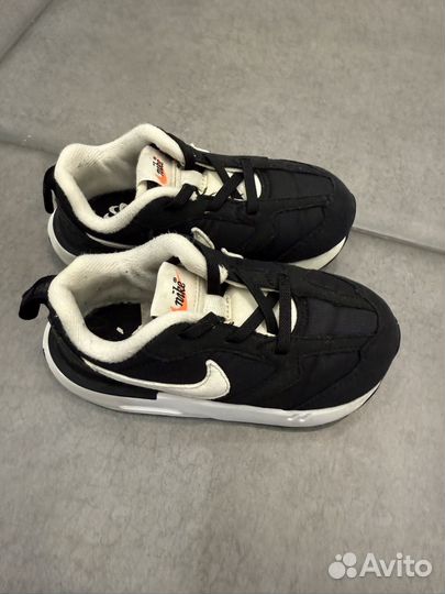 Кроссовки nike детские 26