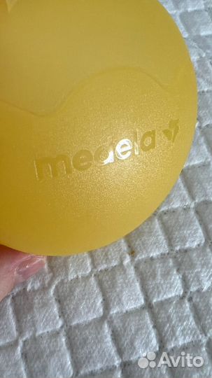 Молокоотсос Avent + подарок стерилизатор и накладк