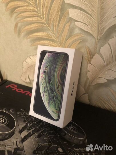 Коробка iPhone Xs